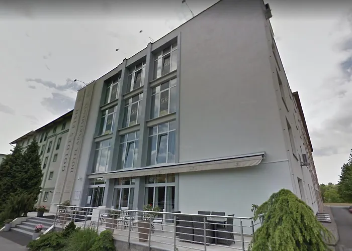 Prostorny Dvoupokojovy 52m2 Плзень